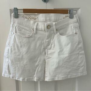 Lilly Pulitzer South Ocean White Shorts Gold Hardware Size 2 Preppy Summer